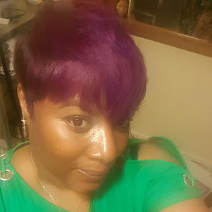 Meet your Posher, Naila